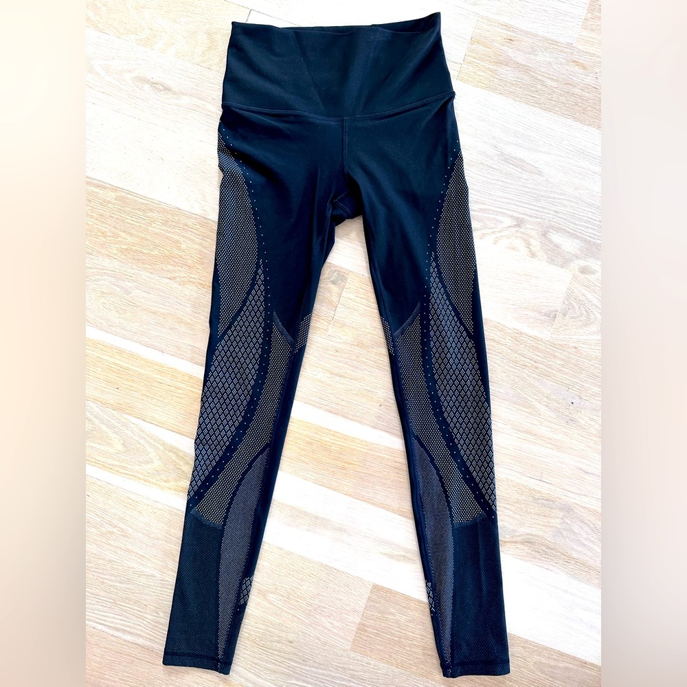 Lululemon Size 6 black and green leggings, lightly worn